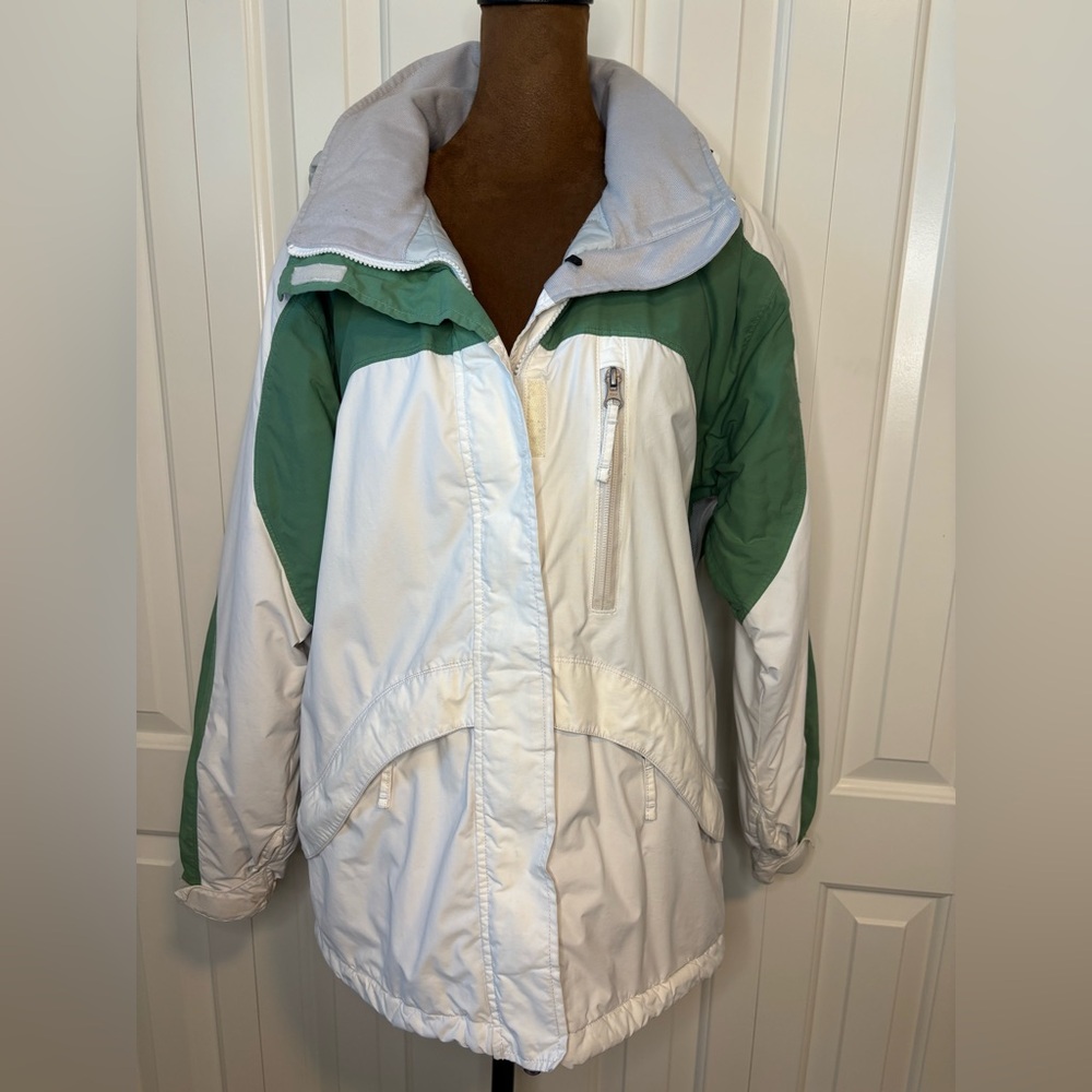 Body Glove Green and White Hooded Ski Jacket Size Medium